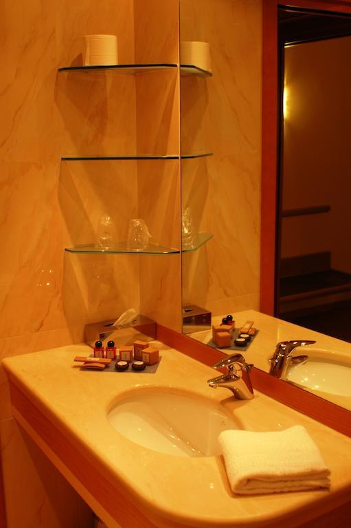Hotel St John Desio Quarto foto