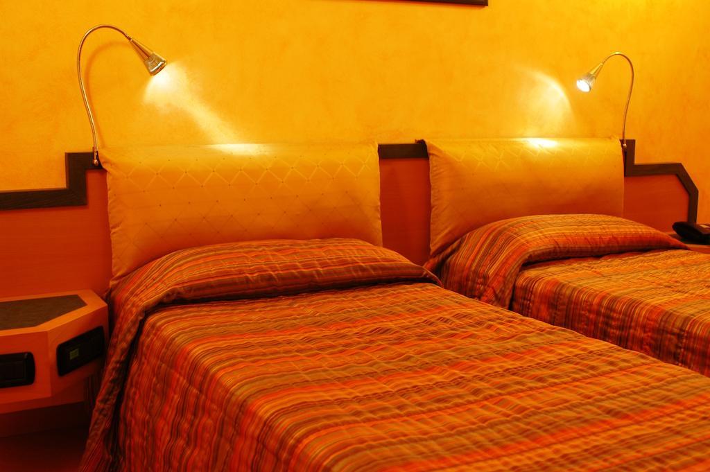Hotel St John Desio Exterior foto