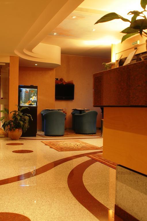 Hotel St John Desio Exterior foto
